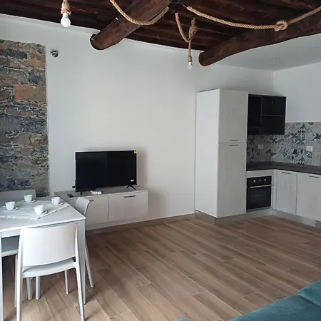 Apartamento Matt House 2 *