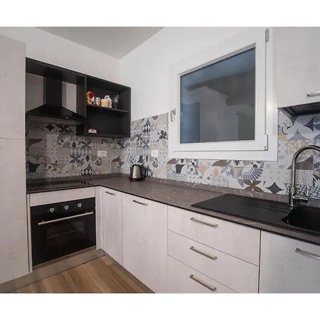 Matt House 2 Λα Σπέτσια